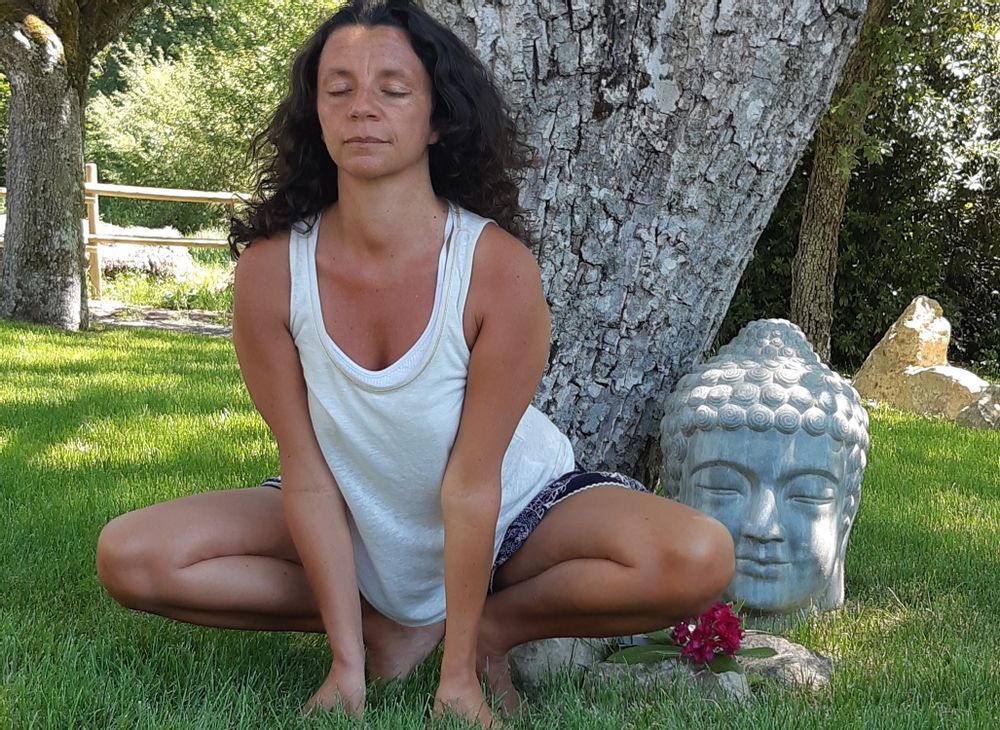 Yoga Special Libido La Grenouille Pour S Ancrer Et Liberer Son Energie Sexuelle Femininbio