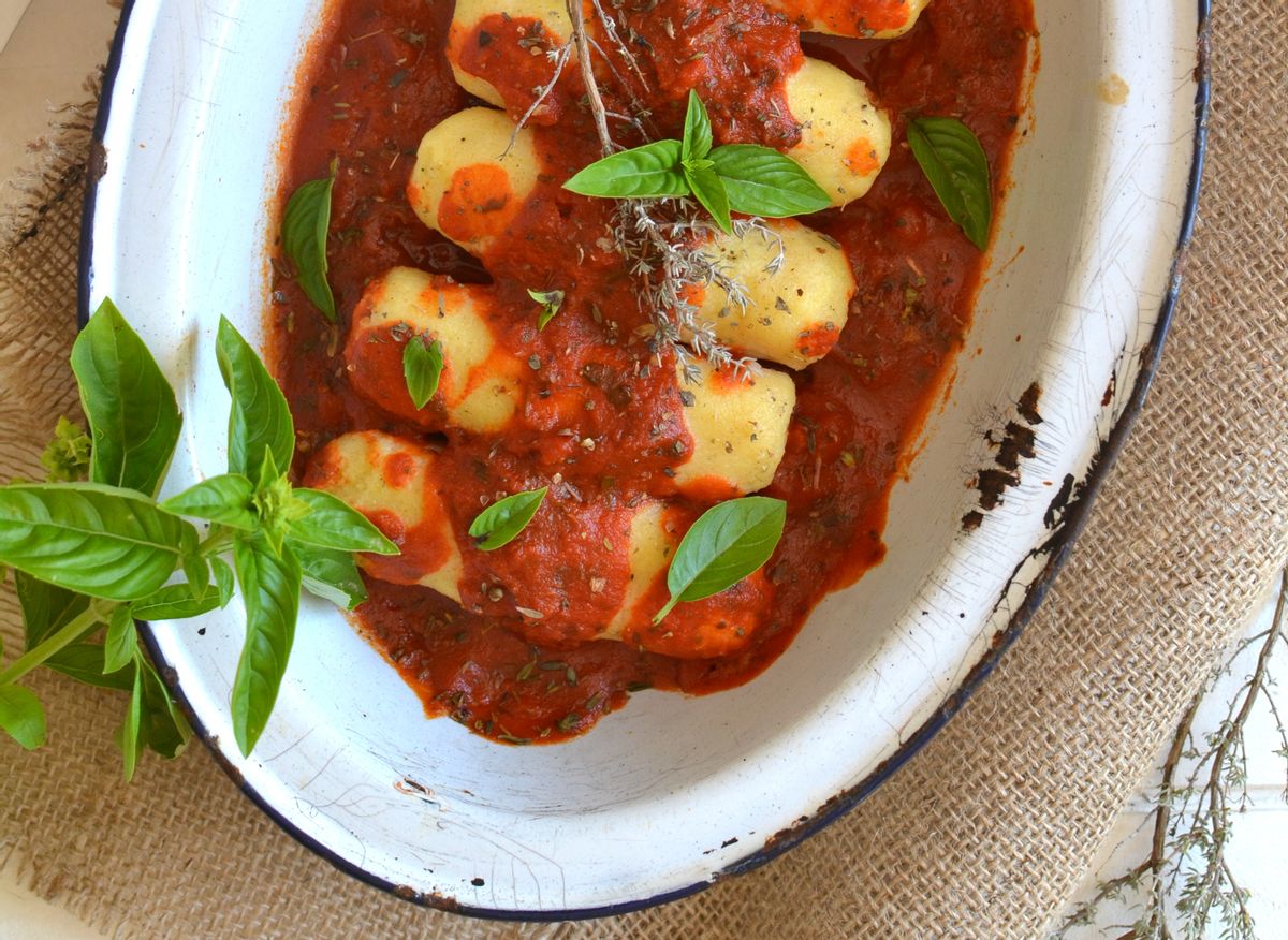 Quenelles végétariennes de semoule de blé à la sauce tomate FemininBio