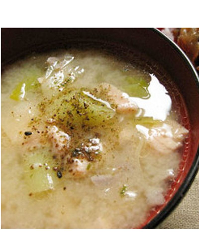Soupe de sobas, shiitakés et miso par Amandine Geers