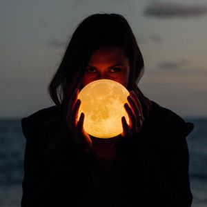 Lunaception, la méthode de synchronisation des règles et de la lune