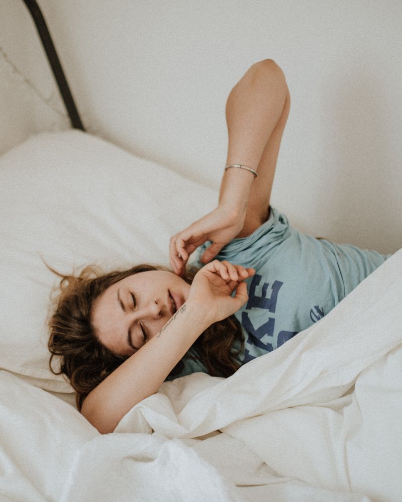 Troubles de sommeil : ce que l'heure de votre réveil dévoile sur la santé de vos organes